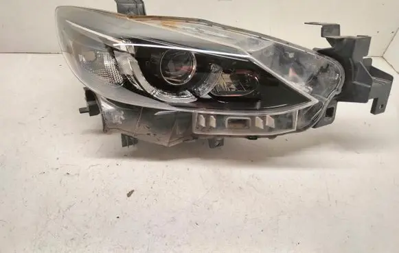 Mazda 6 Headlight/headlamp
