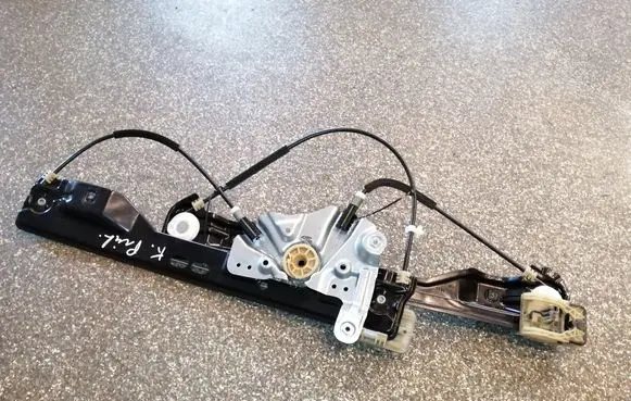 Opel Zafira C Front window lifting mechanism without motor 915367104 926359101