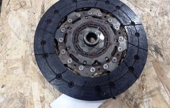 Opel Astra J Clutch pressure plate 9223223 LUK