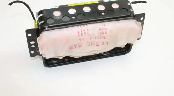 Chrysler 300C Passenger airbag