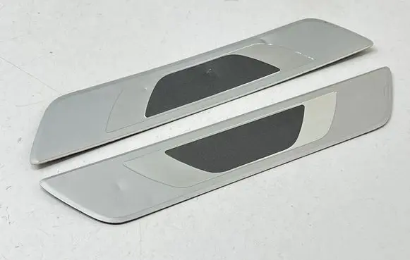 Volkswagen PASSAT B8 USA Rear sill trim cover 561853537C