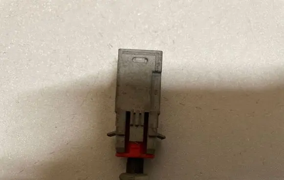 Opel Zafira B Brake pedal sensor switch 55701396