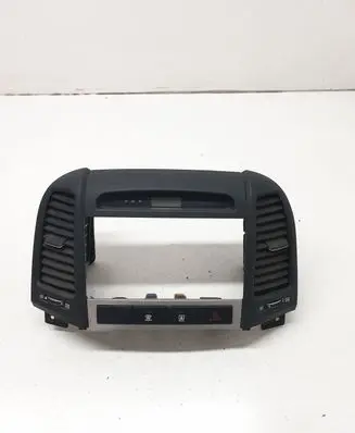Hyundai Santa Fe Radio/GPS head unit trim 945102B000 974202B900