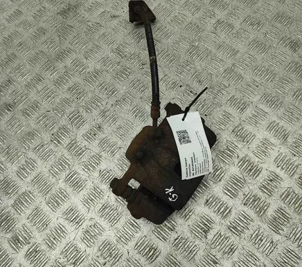 Hyundai Santa Fe Rear brake caliper 582102W900