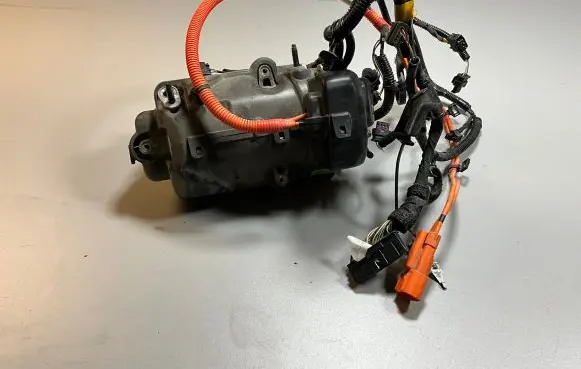 Tesla Model 3 Air conditioning (A/C) compressor (pump) 108819800L 106876700F P106876700F