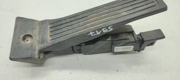 KIA Sportage Accelerator throttle pedal