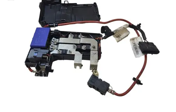 Volvo XC60 Fuse module 31337183 046275