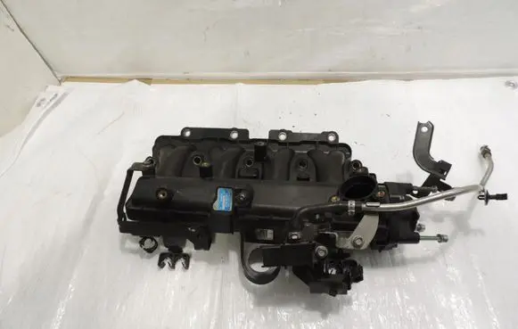 Opel Meriva B Intake manifold 55213267