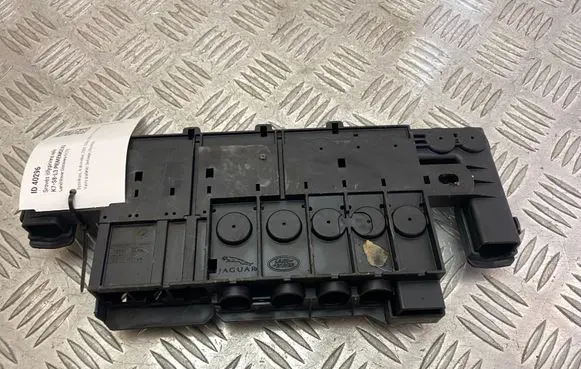 Land Rover Discovery 5 Current control relay HPLA14A073FC