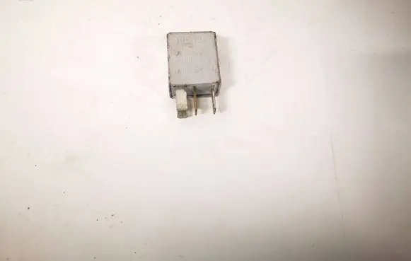 Audi A3 S3 8P Other relay 1K0951253 0332011100