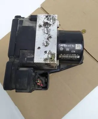 Skoda Octavia Mk2 (1Z) ABS Pump 1K0907379AN 10096103143 10061930671