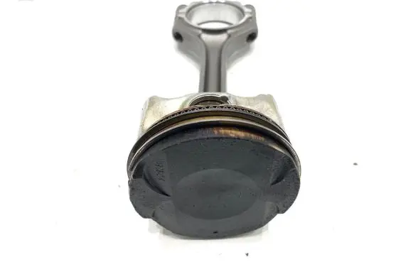 Suzuki SX4 S-Cross Piston with connecting rod 53S