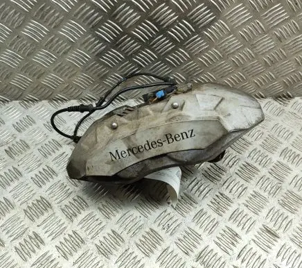 Mercedes-Benz GLC X253 C253 Front brake caliper A0004210100
