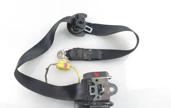 Volkswagen Golf V Front seatbelt 6002213100 1K4857705D