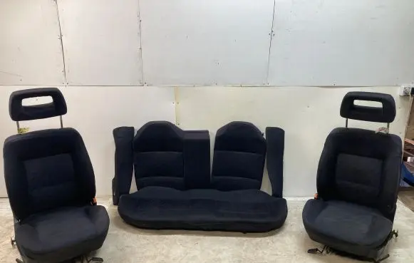Seat set