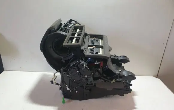 Volvo XC60 Interior heater climate box assembly 31497528 20170227B GY232002