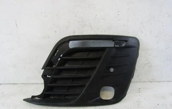 Peugeot Expert Front bumper lower grill 9811823877