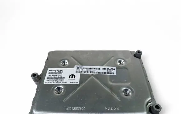 Chrysler Pacifica Engine control unit/module P68330910AA