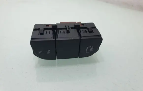 Peugeot 508 Fuel tank opening switch 96770584ZD