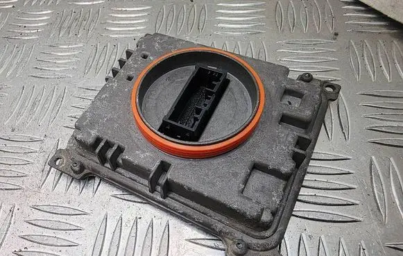 Headlight ballast module Xenon
