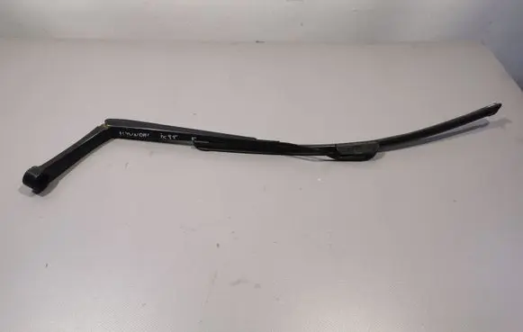 Hyundai ix35 Front wiper blade arm