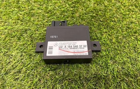 Mercedes-Benz R AMG W251 Tire pressure control unit A1645403762 A0038200526 5WK48380B