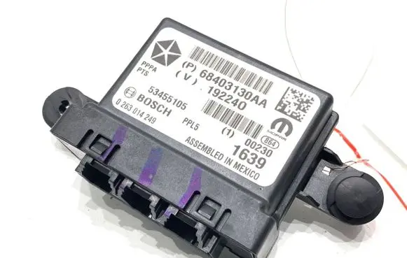 Jeep Compass Parking PDC control unit/module 68403130AA