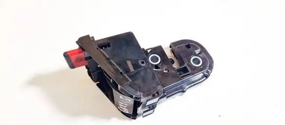 Chevrolet Cruze Seat back rest lock catch 337102