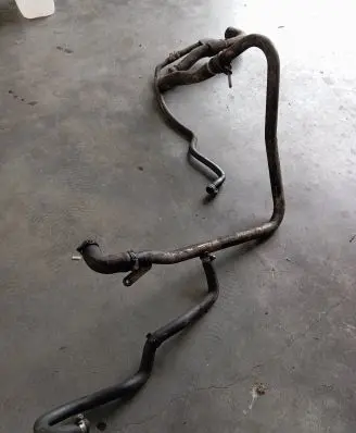 Mercedes-Benz Vito Viano W638 Engine coolant pipe/hose A6385012082