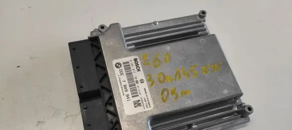 BMW 5 E60 E61 Engine control unit/module 1127905 14090384 0281015130