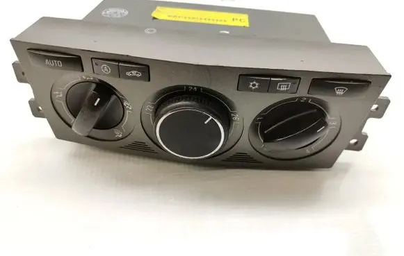 Opel Antara Climate control unit 96850951
