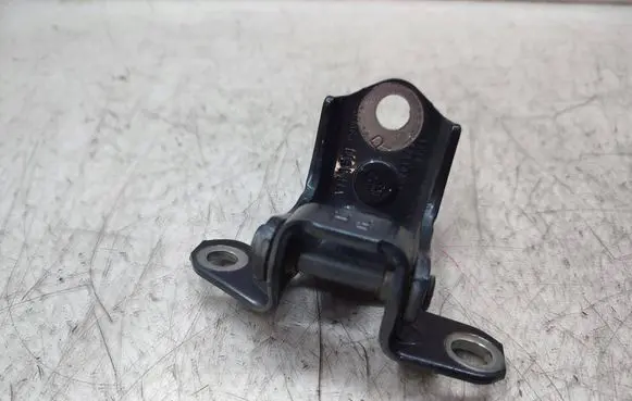 Ford Ranger Rear door upper hinge 