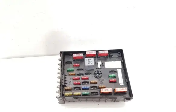 Volkswagen PASSAT B6 Fuse box set 3C0971249