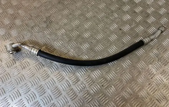 Audi A4 S4 B9 Air conditioning (A/C) pipe/hose 8W0816743D