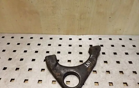 KIA Sportage Intercooler pipe mounting bracket 