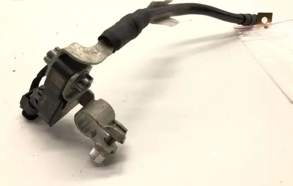 Skoda Kamiq Negative earth cable (battery) 2Q0915181B