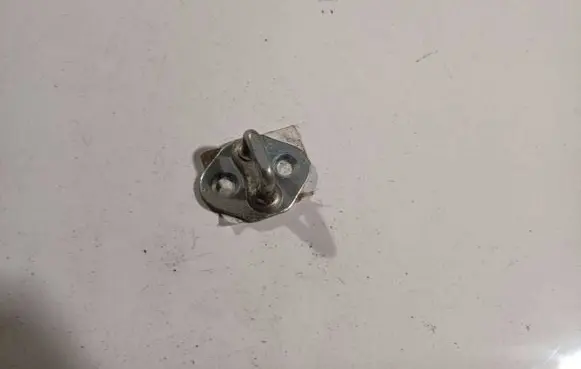 Honda FR-V Front door lock loop/hook striker 