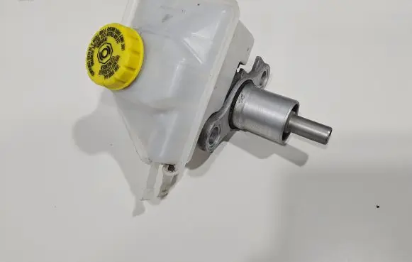Porsche 718 Cayman 982 982c Master brake cylinder 99135501301 991355013 32667797