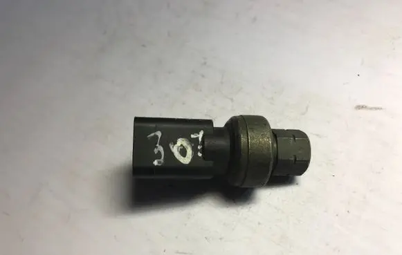 Air conditioning (A/C) pressure sensor
