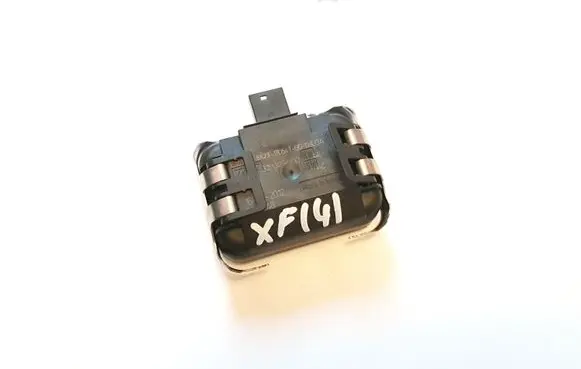 Jaguar XF Rain sensor 8X2317D547BD 321328000