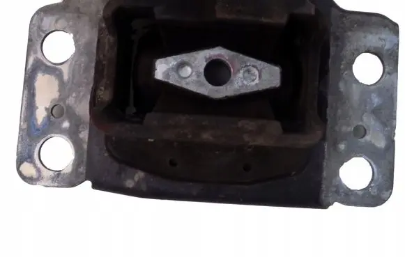 Ford S-MAX Engine mount bracket