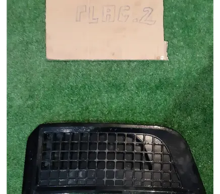 Land Rover Defender Front bumper lower grill L8B2-280-b10