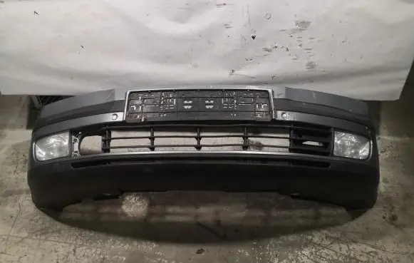 Skoda Octavia Mk2 (1Z) Front bumper LF7U