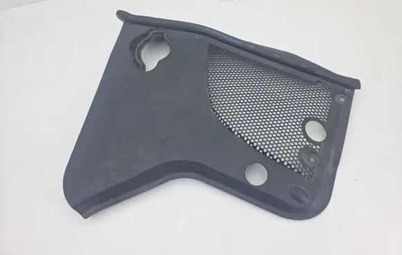 Mercedes-Benz E W213 Wiper trim A2138300100