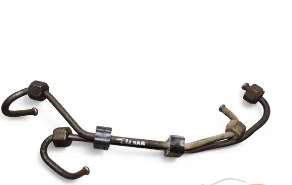 Volkswagen Transporter - Caravelle T4 Fuel injector supply line/pipe AJT