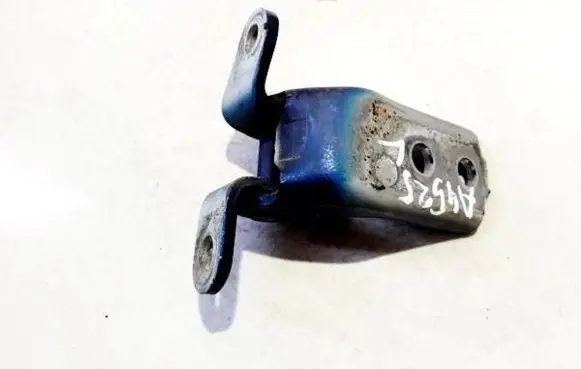 Toyota Yaris Front door upper hinge