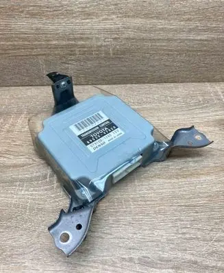 Toyota Prius (XW20) Gearbox control unit/module 8953547020