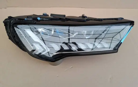 Audi Q7 4M Headlight/headlamp 4M0941086C 11567240000