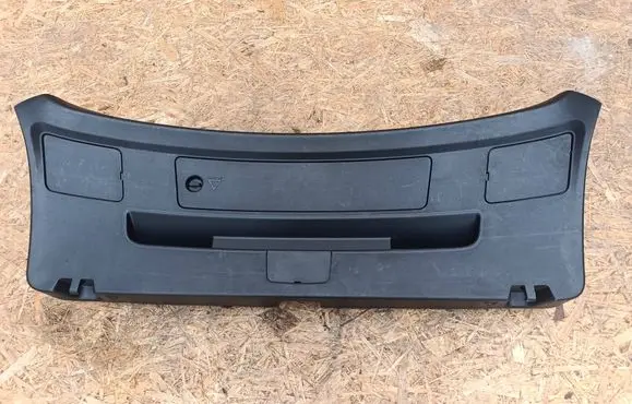 Seat Exeo (3R) Tailgate/boot cover trim set 3R9867601