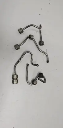 Renault Laguna III Fuel injector supply line/pipe 